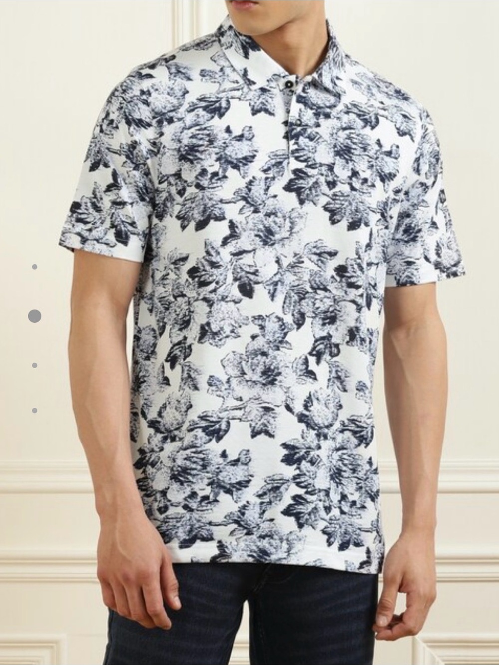 Ted Baker White and Navy Floral-Print Polo, Size 3 (medium)